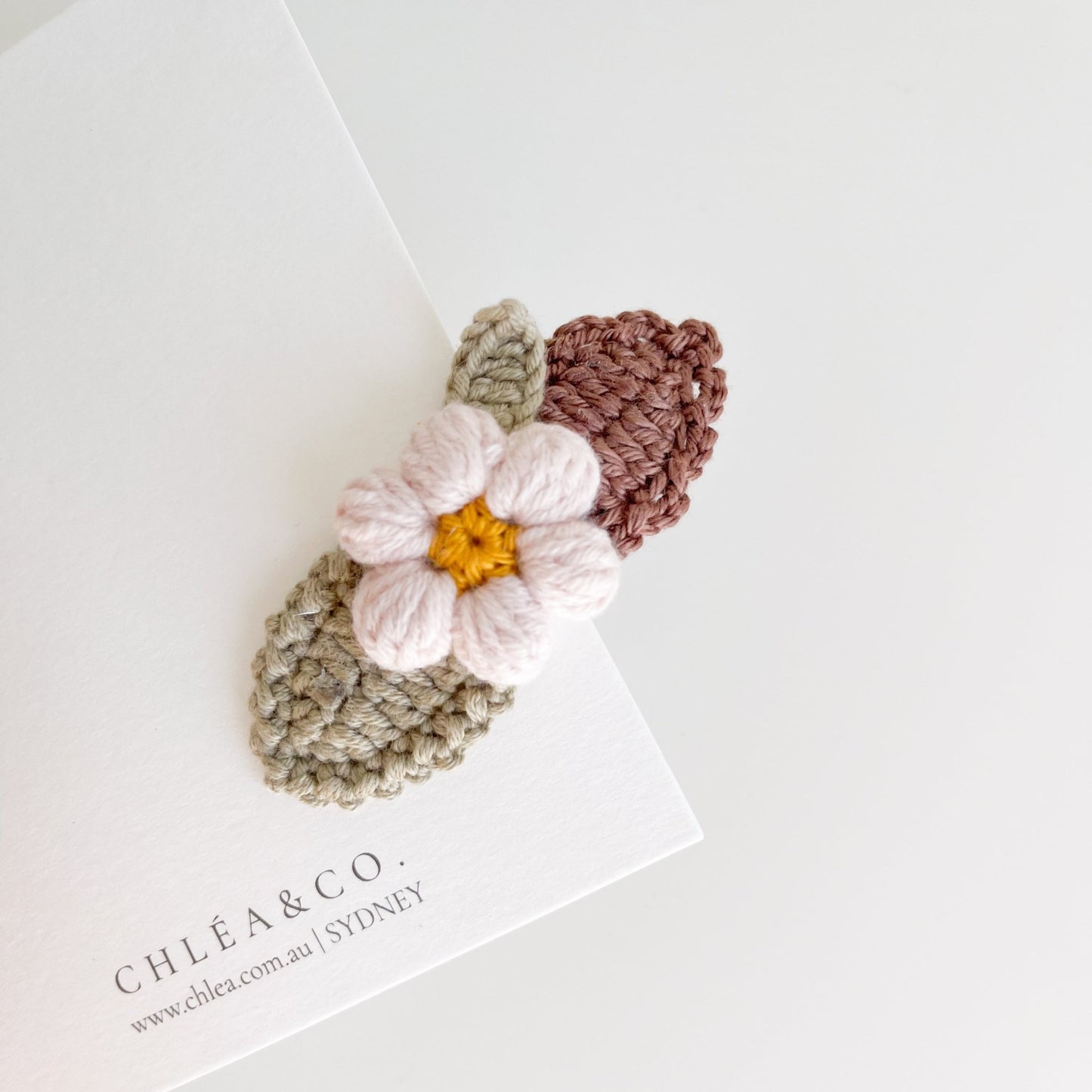 Rustic Flower Crochet Clip - Chléa & Co.