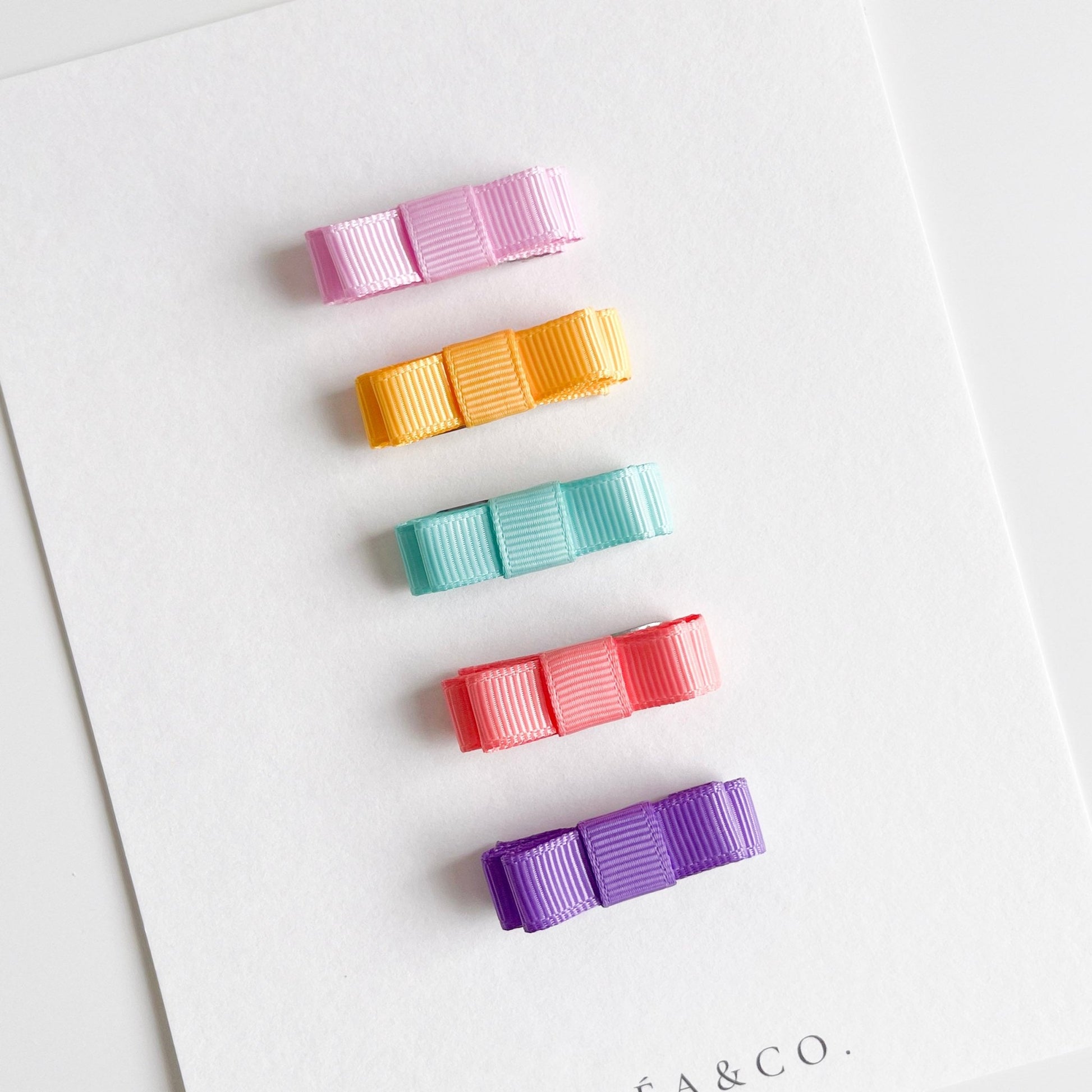 Set of 5 Mini Ribbon Bows - Chléa & Co.