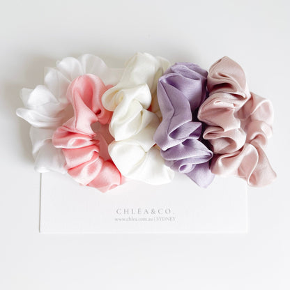 Set of 5 Mini Satin Scrunchies | Sweetheart - Chléa & Co.