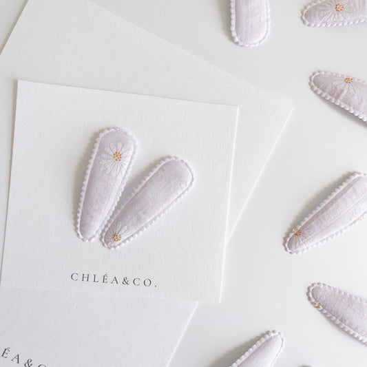 Soft Pink Daisy Fabric Covered Snap Clip - Chléa & Co.