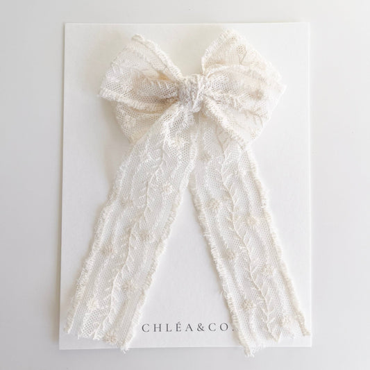 Stella Lace Mini Long Tail bow - Chléa & Co.