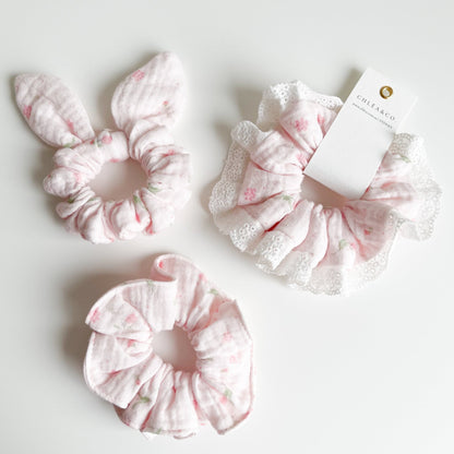 Sweet Pea Floral Scrunchies - Chléa & Co.