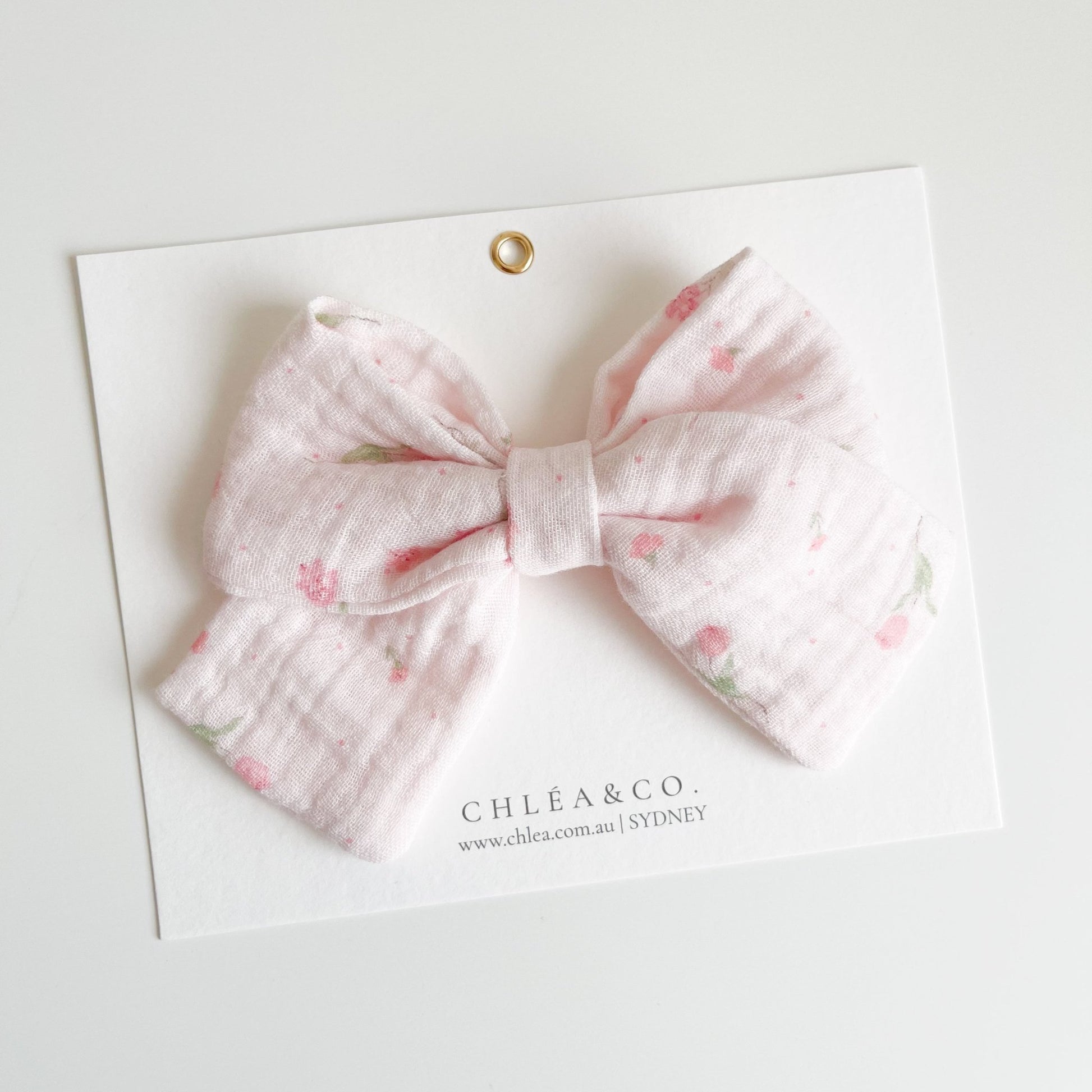 Sweet Pea Pink Classic Bow - Chléa & Co.