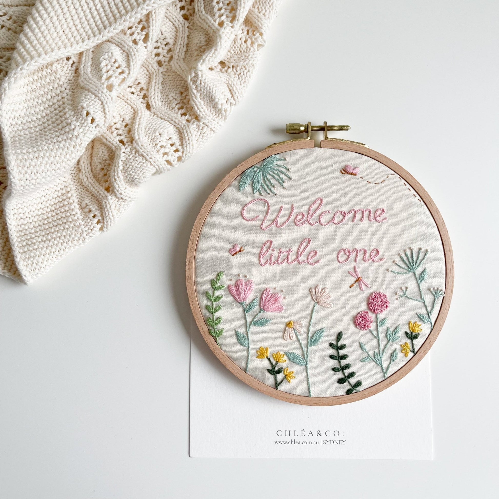 Welcome Little One Embroidered Hoop - Chléa & Co.