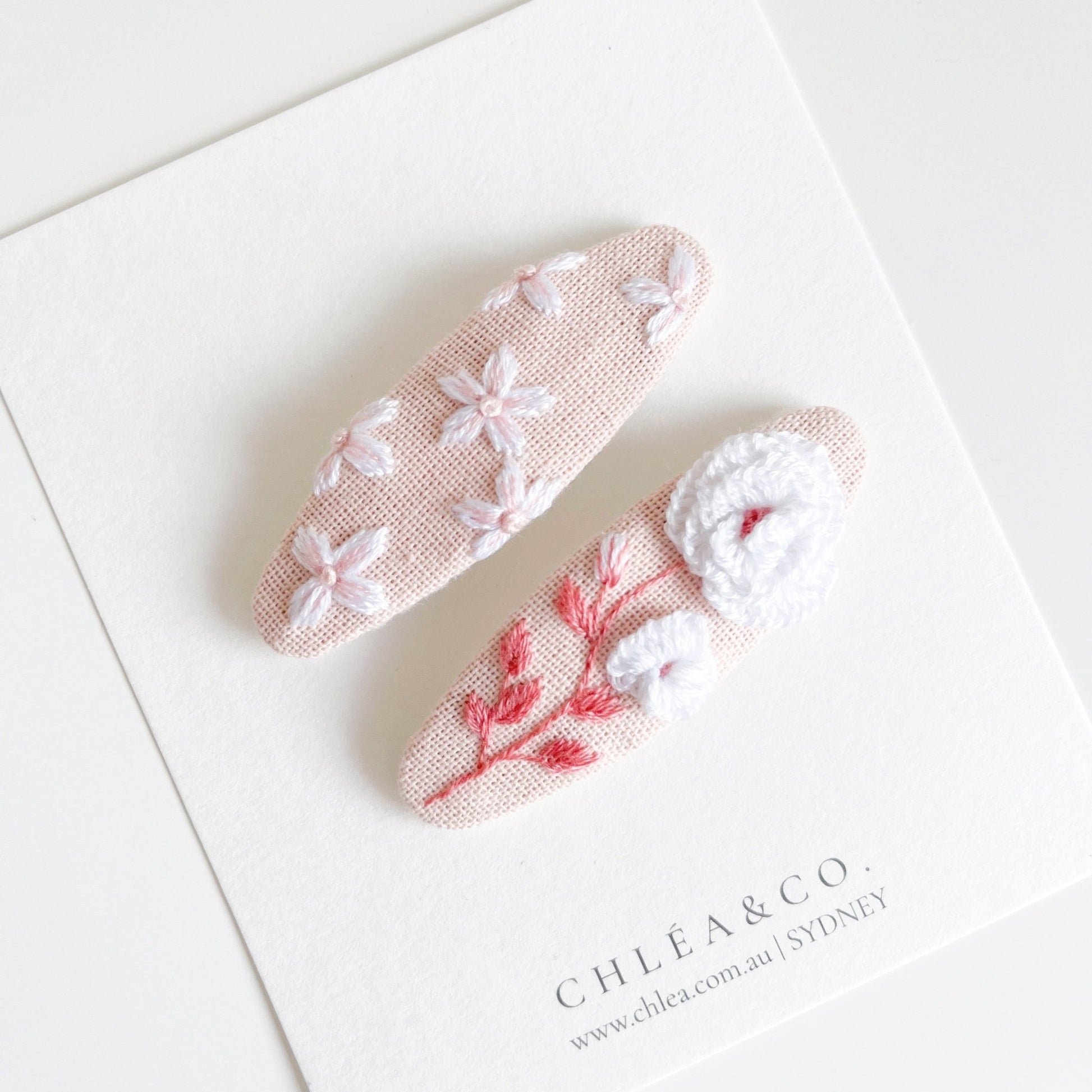 White Flowers | Set of 2 Embroidered Floral Hair Clip - Chléa & Co.